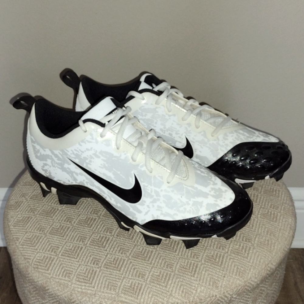 Nike Women's Hyperdiamond 2.5 Keystone Rubber Softball Cleats